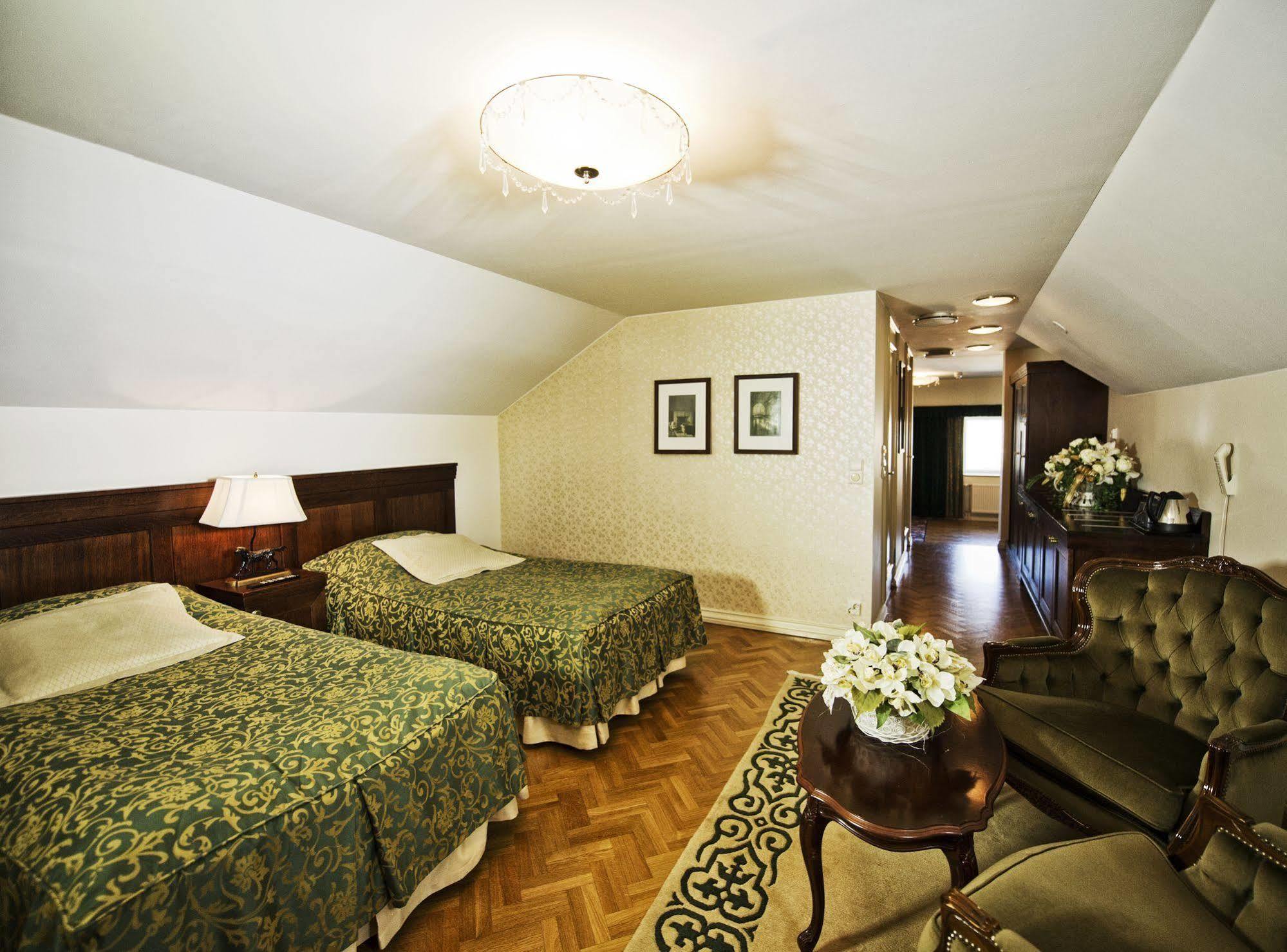 Hotel Vanajanlinna Harviala Ngoại thất bức ảnh